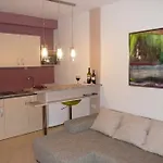Apartament Aheloy דירה *