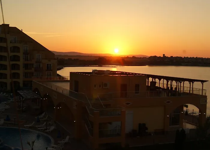 Apartment Apartament Aheloy *